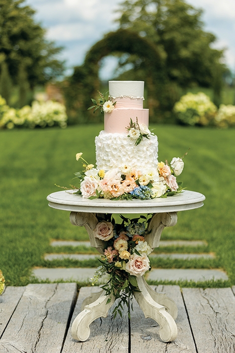 MN Bride Pastel Pefection Wedding Cakes at Redeemed Farm